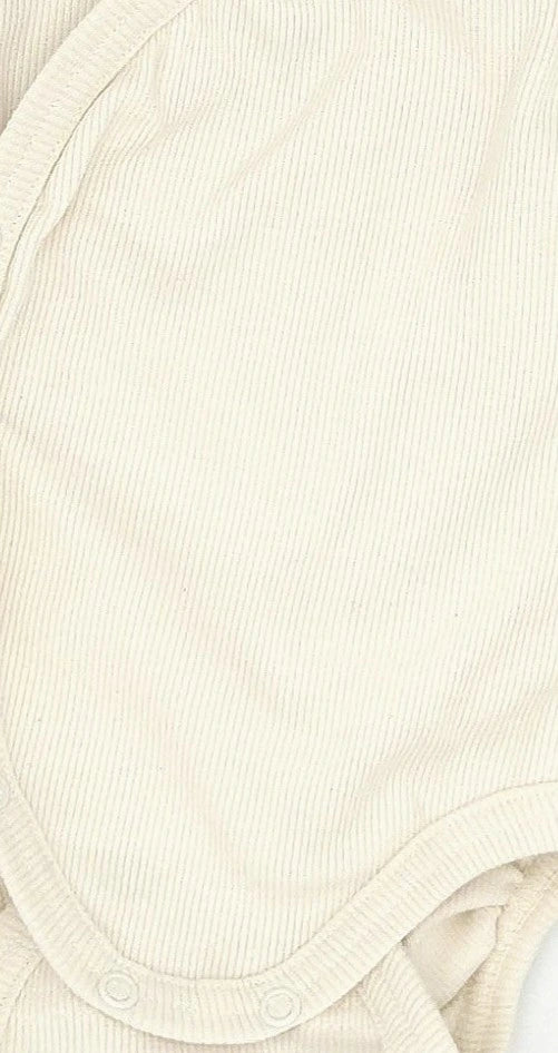 Body bébé ouverture devant : La praticité incarnée ! (seconde main)